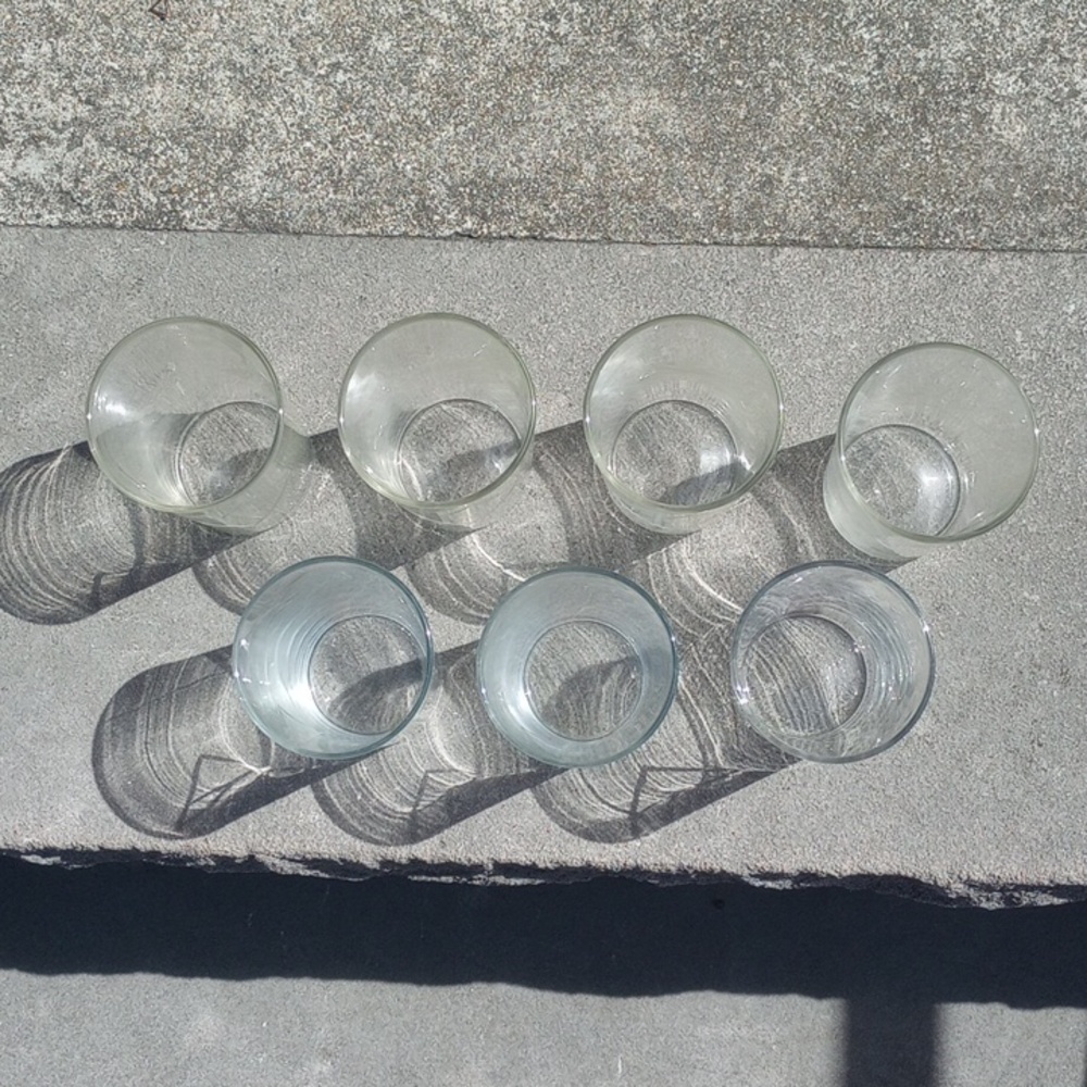 7 Monogrammed "K" Etched Glass Drinking Glasses - Picture 3 of 3